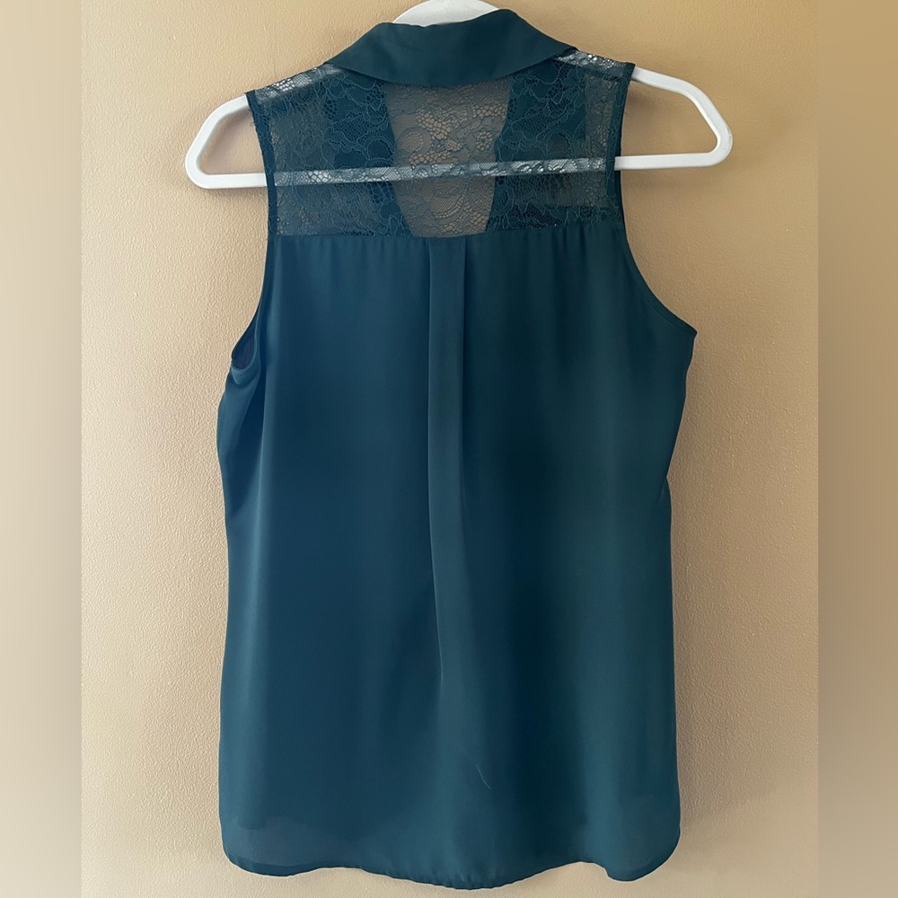Express Sleeveless Top for Women